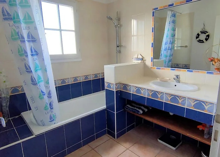 Maison 2 Avec Piscine Privée à Jean De Monts - Fr-1-323-439 Hébergement de vacances *